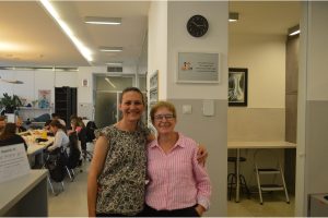 Monika Vešligaj Šatović i Jasminka Marković, snage računovodstva i blistavosti prostora knjižnice