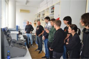 Rad na CD robotu i uređaju za digitalizaciju magnetofonskih vrpci