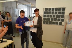 Ravnateljica i drugoplasirani u kategoriji učenika, Mate Bralić