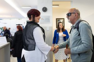 Ravnateljica i Emil Mandarić